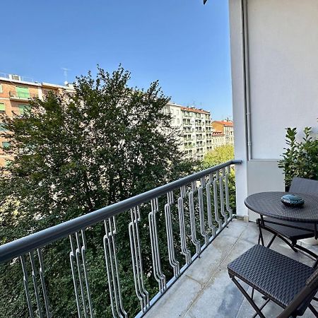 Lux Contemporary Flat - Porta Romana Milan Luaran gambar