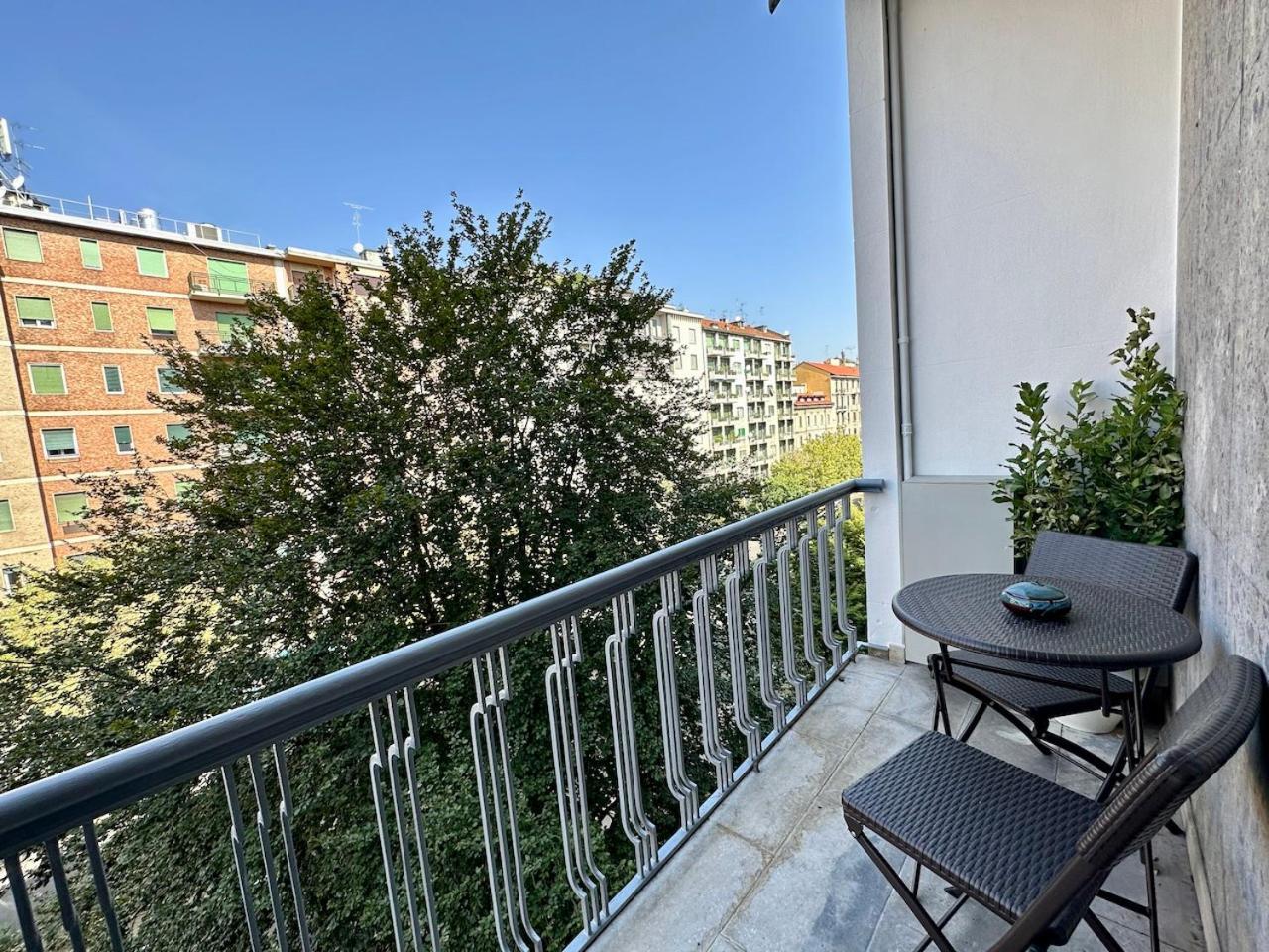 Lux Contemporary Flat - Porta Romana Milan Luaran gambar